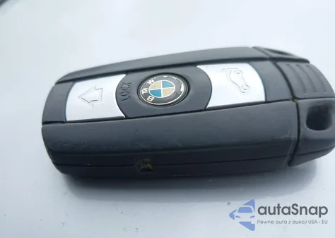 2014 BMW X1 Sdrive28I z USA, uszkodzony, nr VIN WBAVM1C5XEVW53014